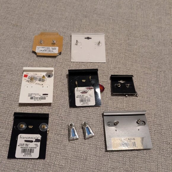 Bundle 8 pairs of costume earrings  - drop earrings, blue, coral, red hearts - Picture 3 of 4